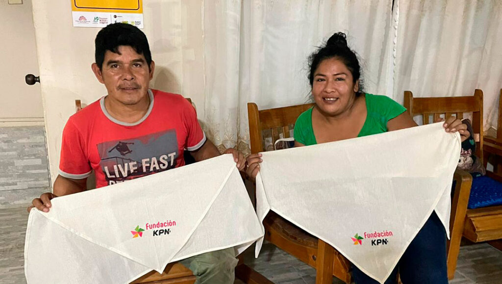 APAGANDO O FOGO EM RURRENABAQUE: Um Relato Detalhado de Solidariedade e Desafios